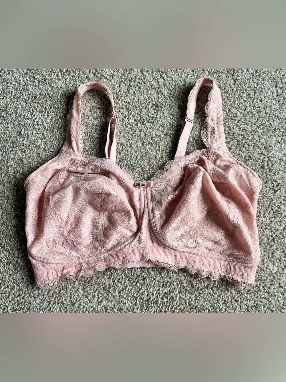 Curvy Couture Women's Luxe Lace Wireless Bralette